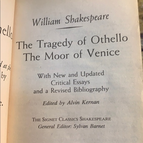 Used Othello book - Picture 3 of 4
